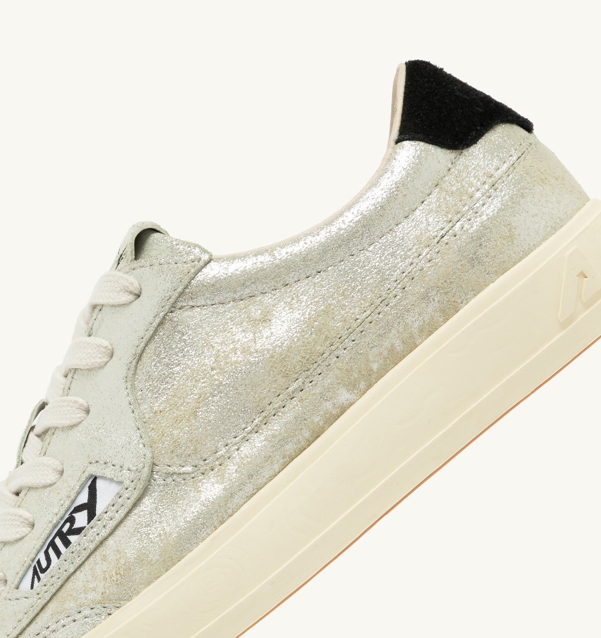 SNEAKERS WINDSCAPE LOW IN SUEDE LAMINATO ARGENTO E NERO