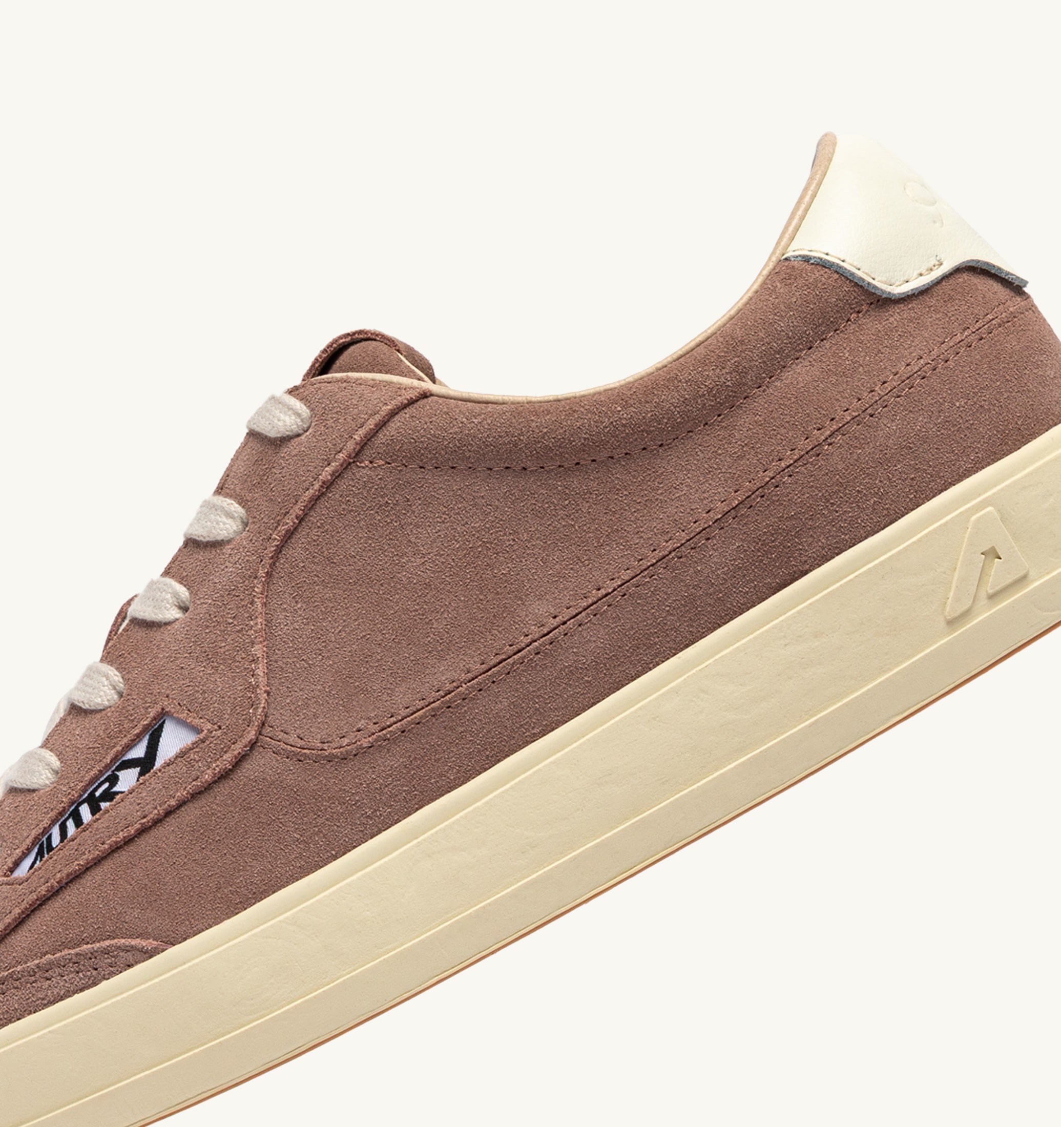 SNEAKERS WINDSCAPE LOW IN SUEDE PIGEON E MARSHMALLOW