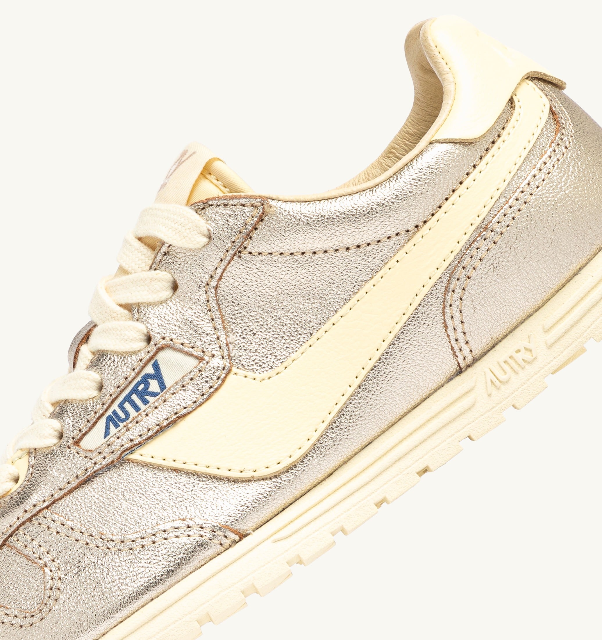 SNEAKERS WINDSPIN IN SUEDE E PELLE PLATINO E RUTABAGA