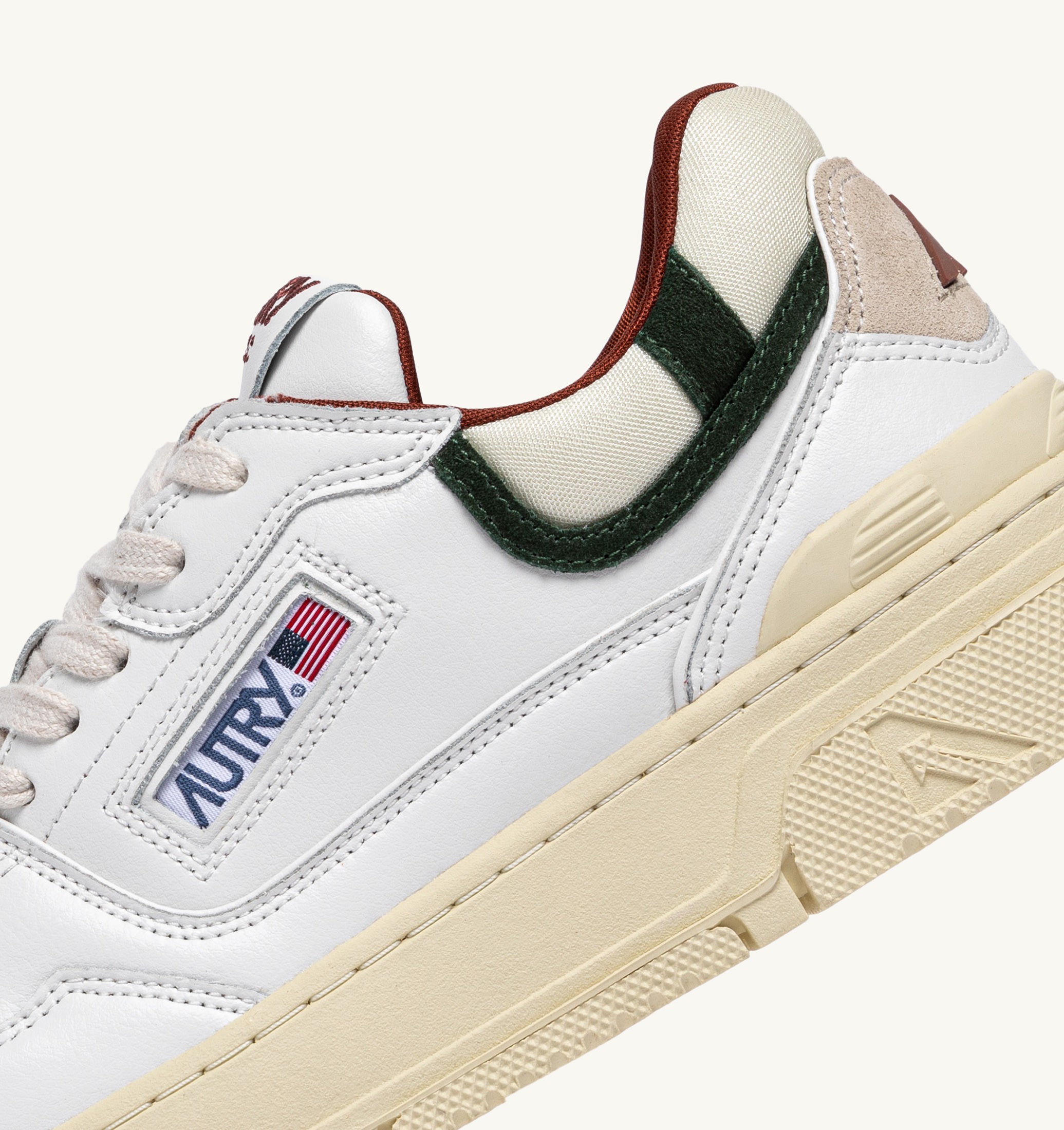 SNEAKERS CLC LOW IN PELLE BIANCA SEQUOIA E MOUNTAIN