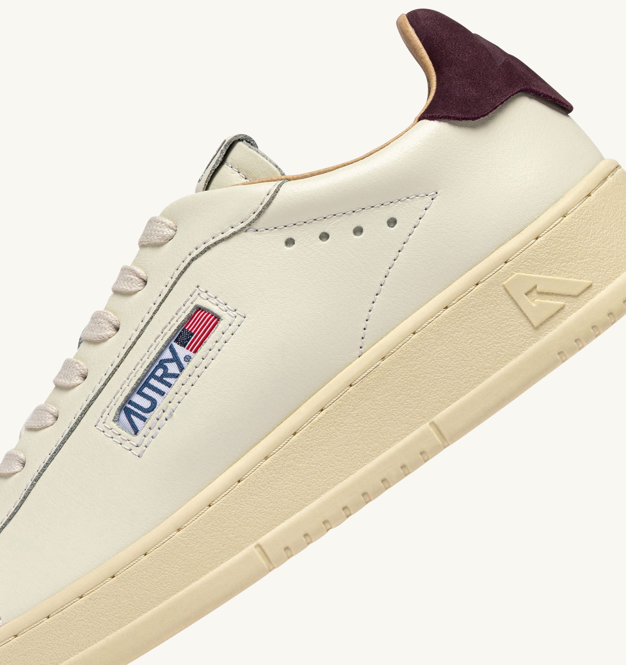 SNEAKERS DALLAS LOW IN PELLE MARSHMALLOW E FIG