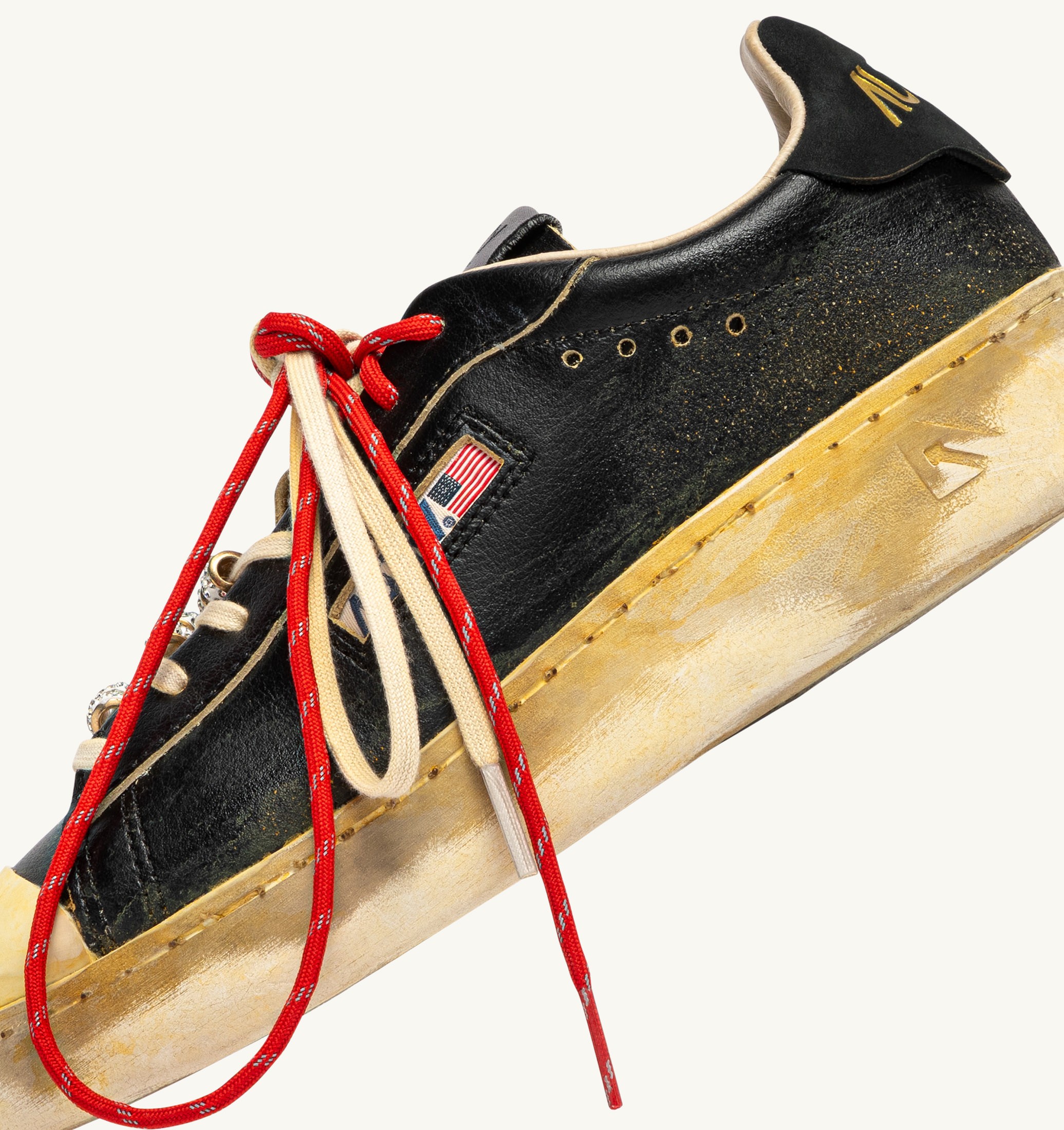 SNEAKERS DALLAS LOW SUPER VINTAGE IN PELLE NERA
