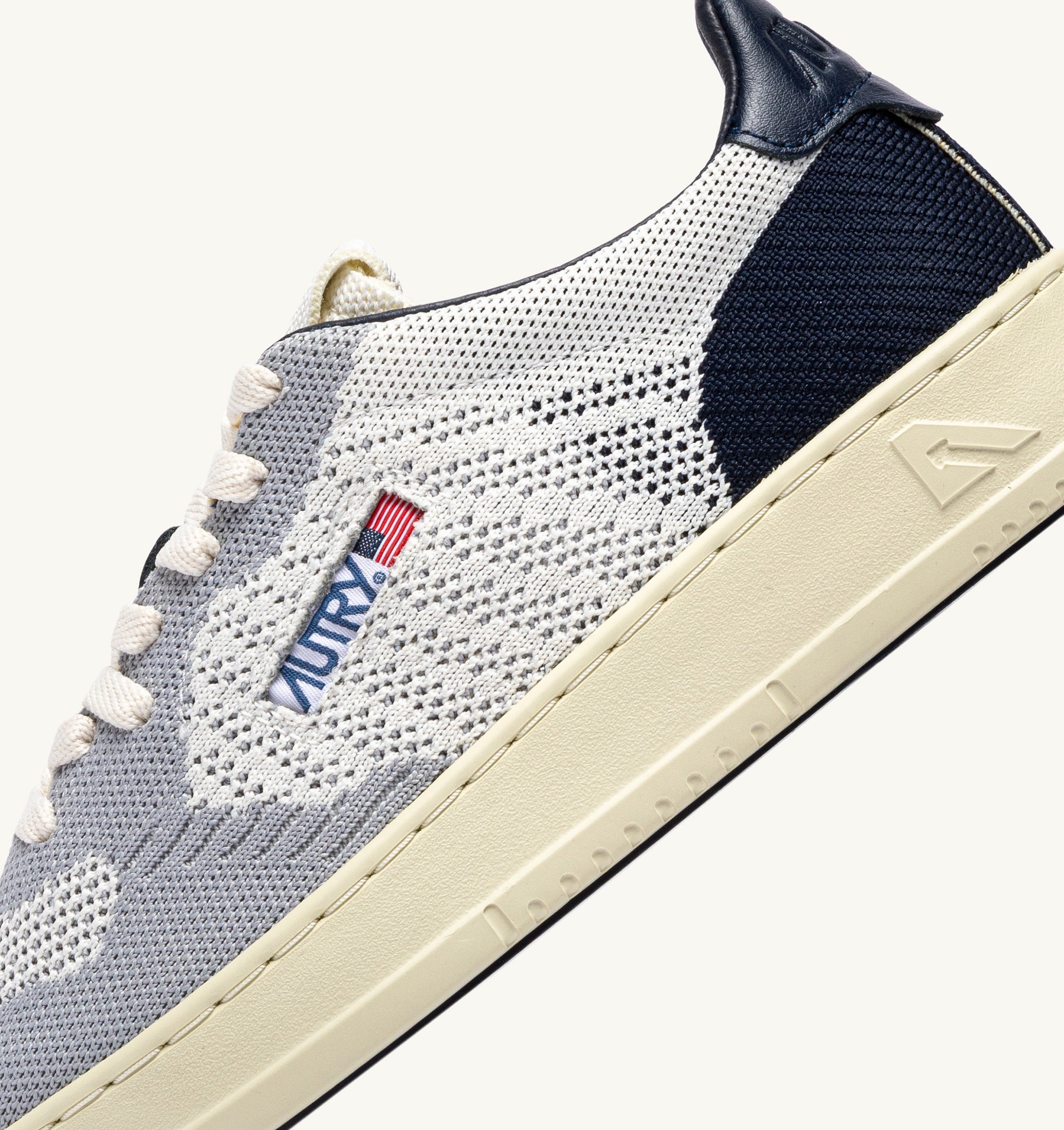 SNEAKERS MEDALIST EASEKNIT LOW IN MAGLIA AVORIO SPACE E LOFT