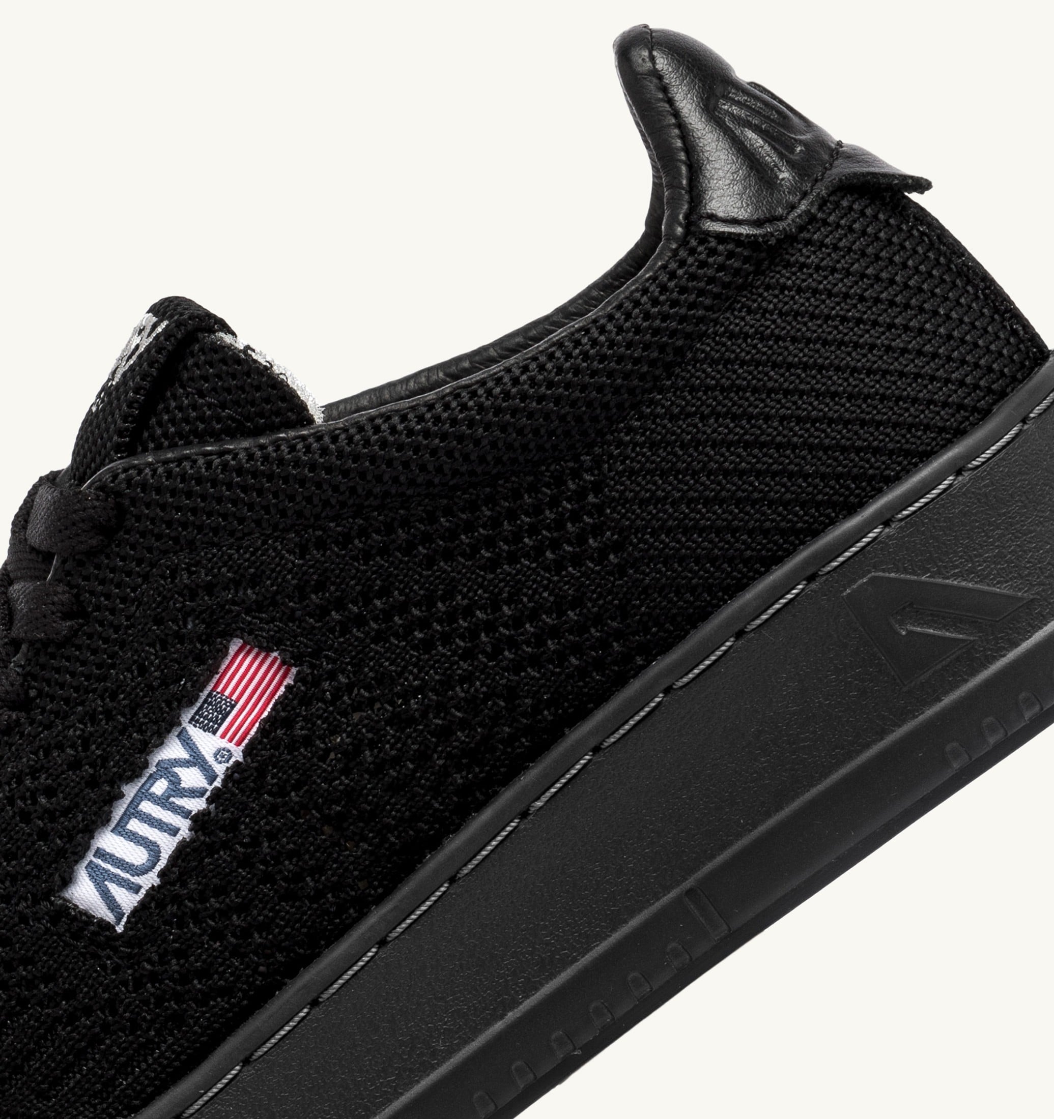 SNEAKERS MEDALIST EASEKNIT LOW IN MAGLIA NERA