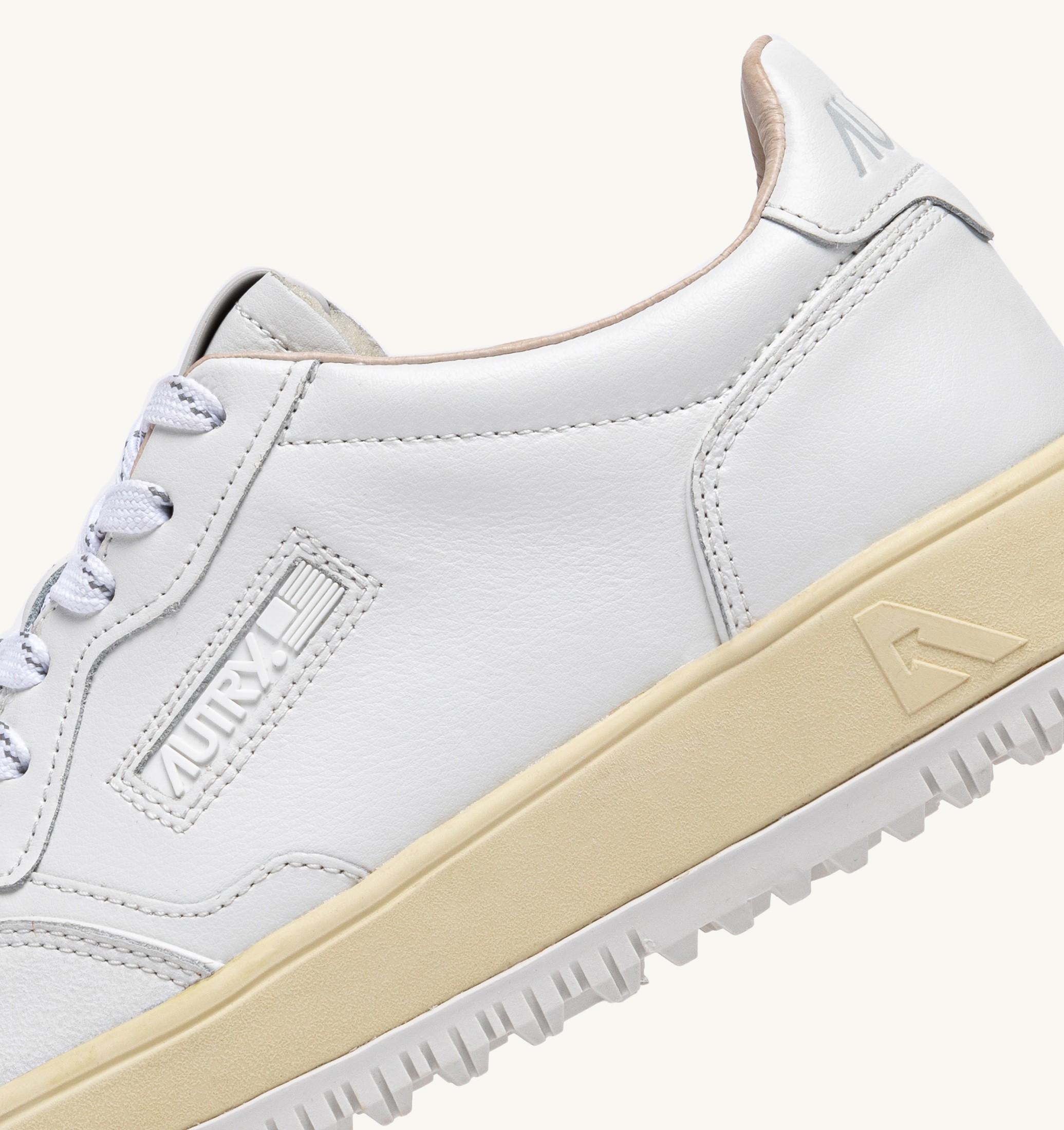SNEAKERS GOLF LOW IN PELLE BIANCA