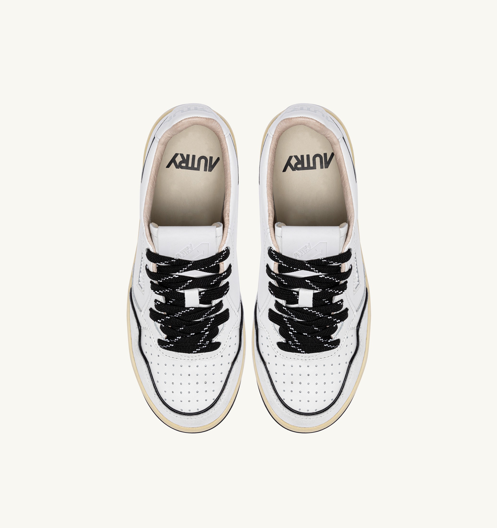 SNEAKERS GOLF LOW IN PELLE COLORE BIANCO E NERO