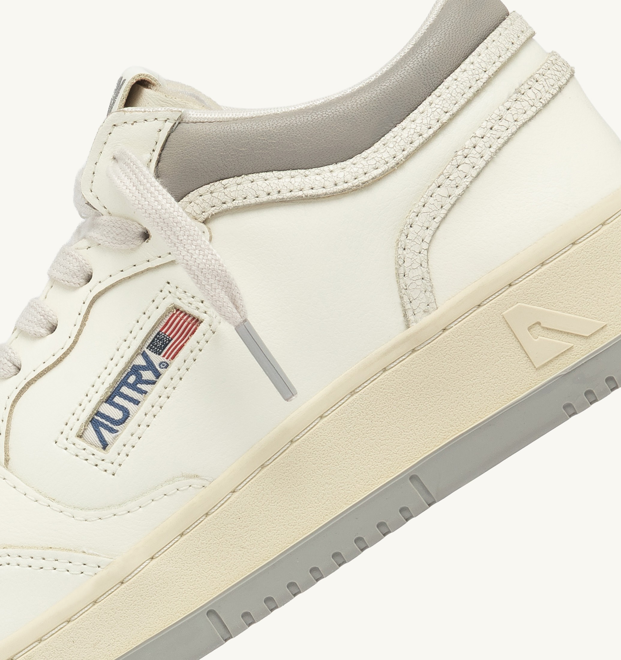 SNEAKERS MED-WAY IN PELLE COLORE MARSHMALLOW E VAPOR