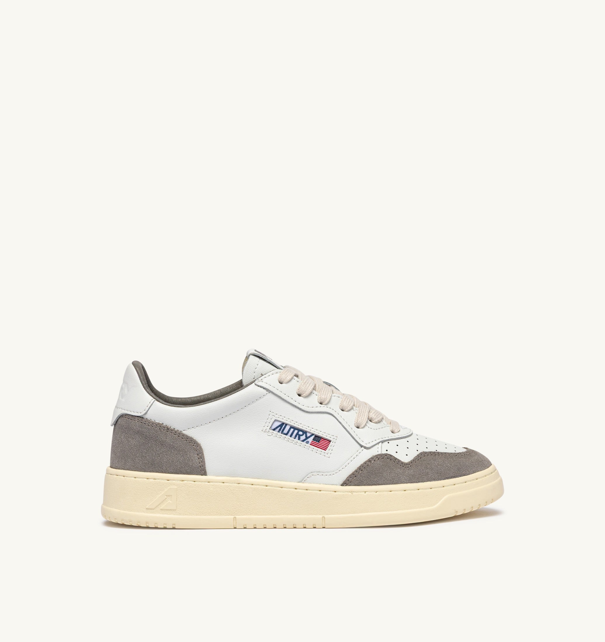 SNEAKERS MEDALIST LOW IN PELLE BIANCA E SUEDE CEMENTO