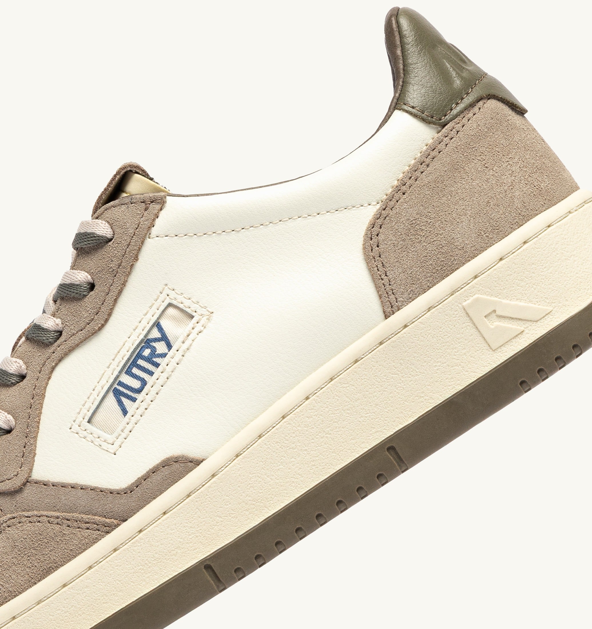 SNEAKERS MEDALIST LOW IN PELLE E SUEDE COVERT GREEN E LICORICE