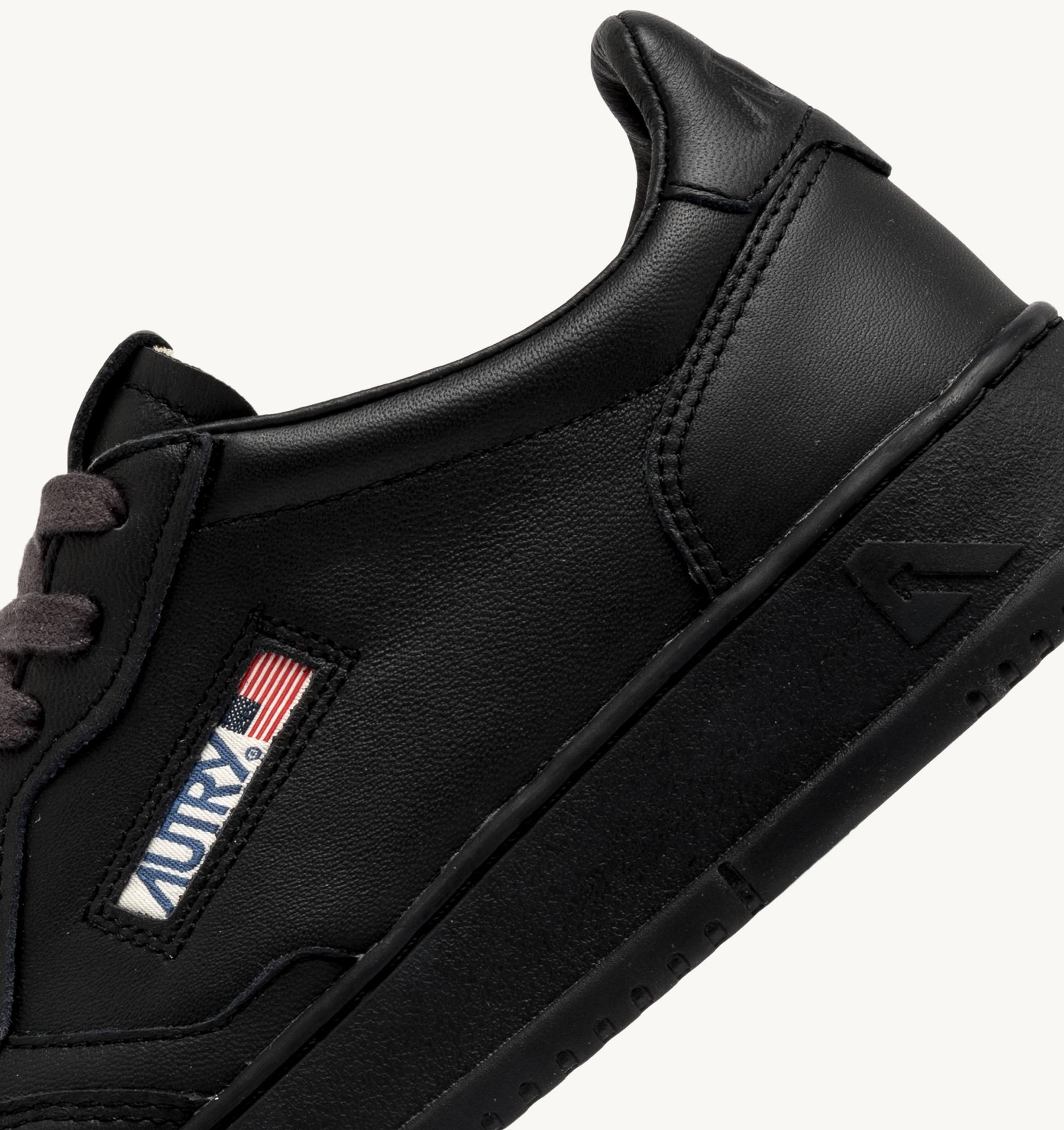 SNEAKERS MEDALIST LOW IN PELLE METEORITE