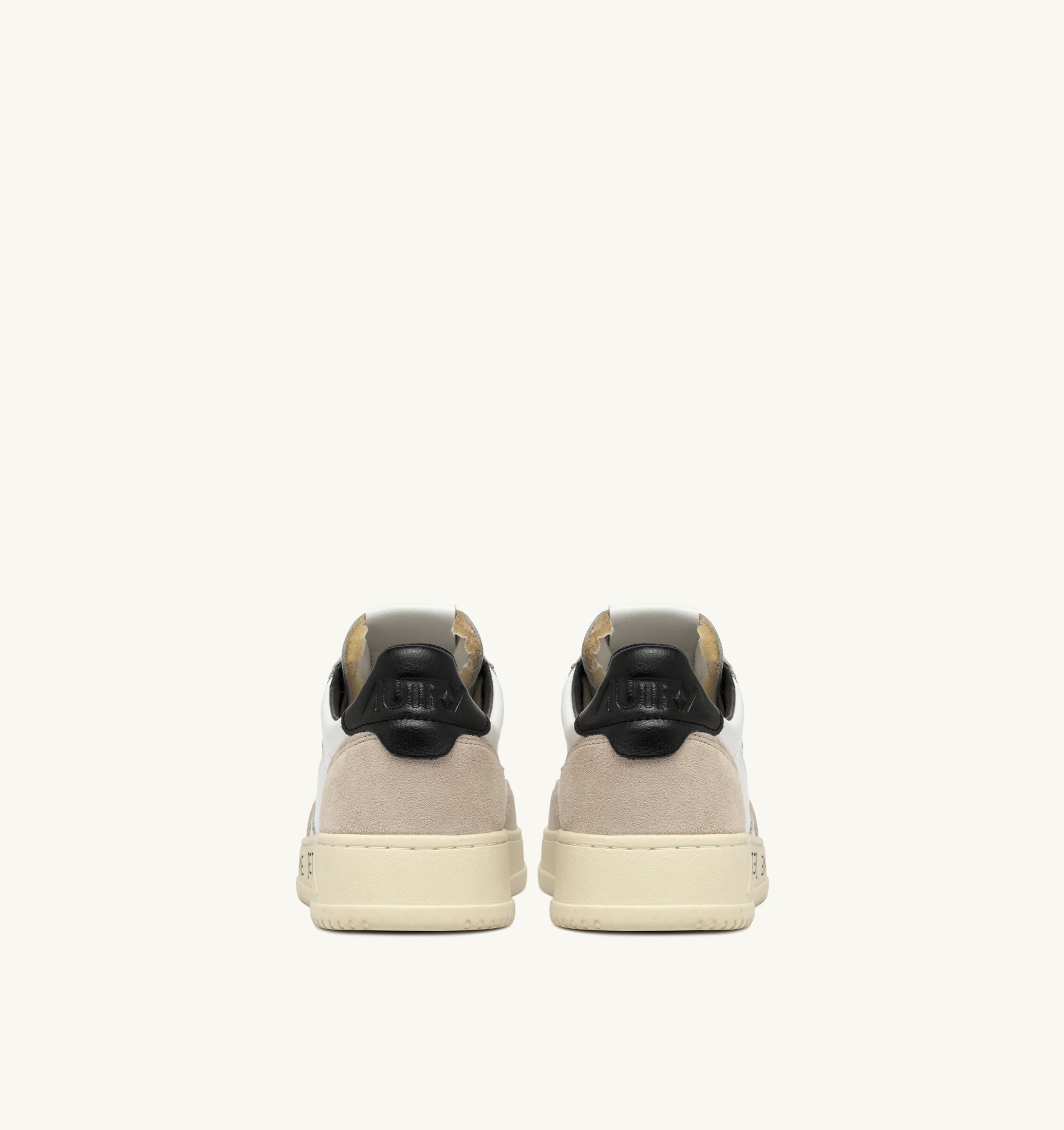SNEAKERS MEDALIST LOW IN SUEDE E PELLE BIANCA E NERA CON LETTERING