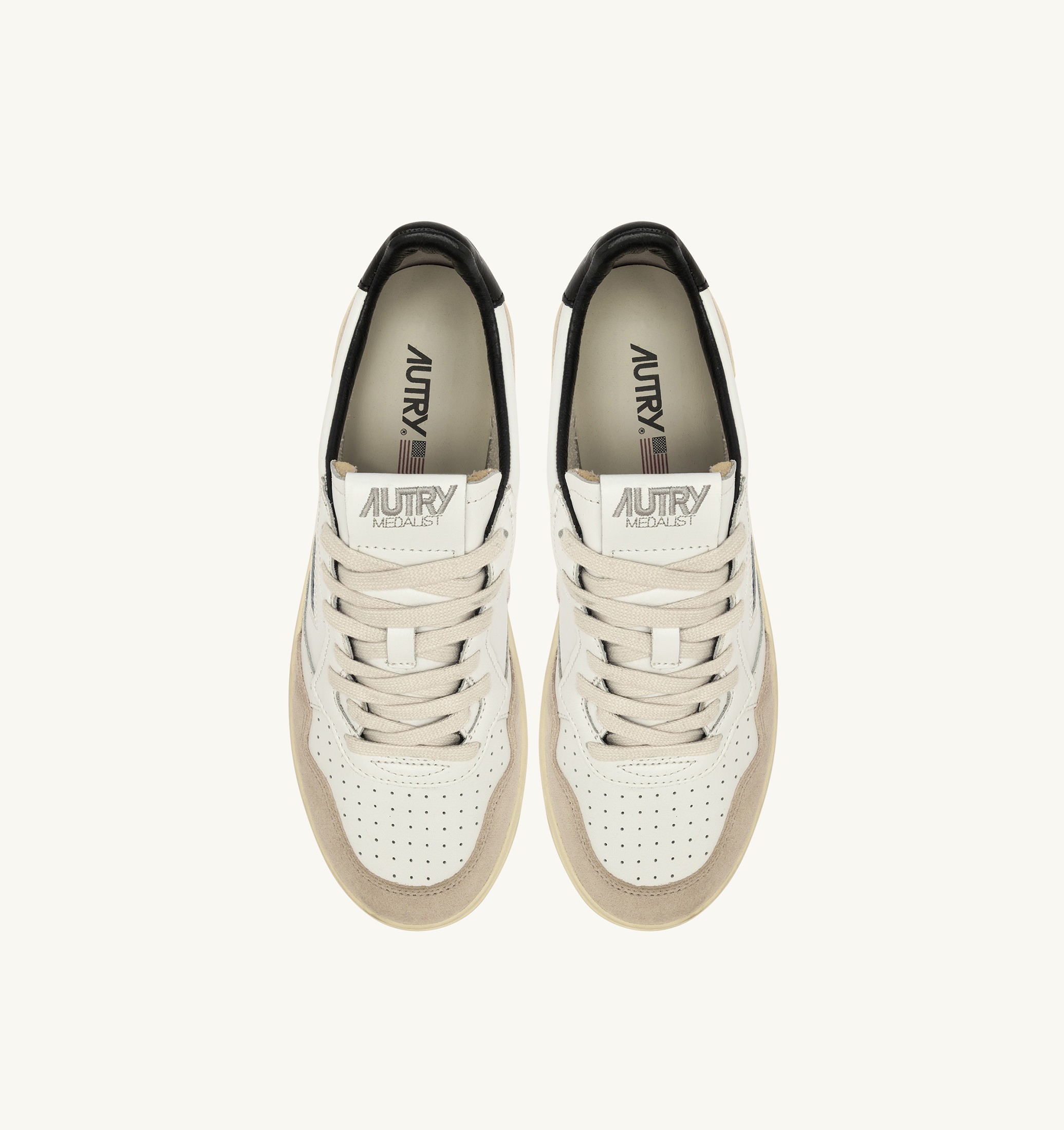 SNEAKERS MEDALIST LOW IN SUEDE E PELLE BIANCA E NERA CON LETTERING