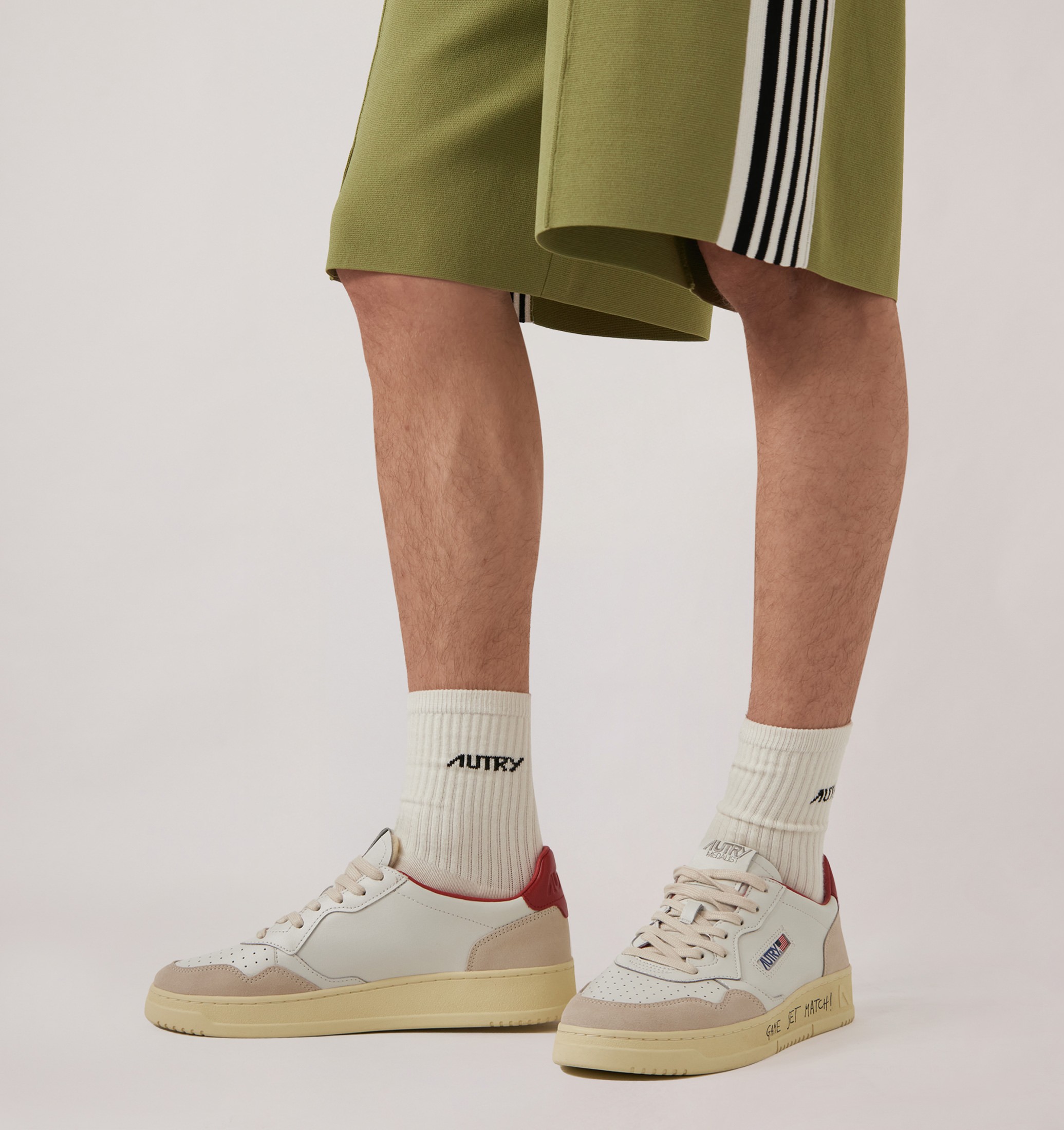 SNEAKERS MEDALIST LOW IN SUEDE E PELLE BIANCA E ROSSA CON LETTERING