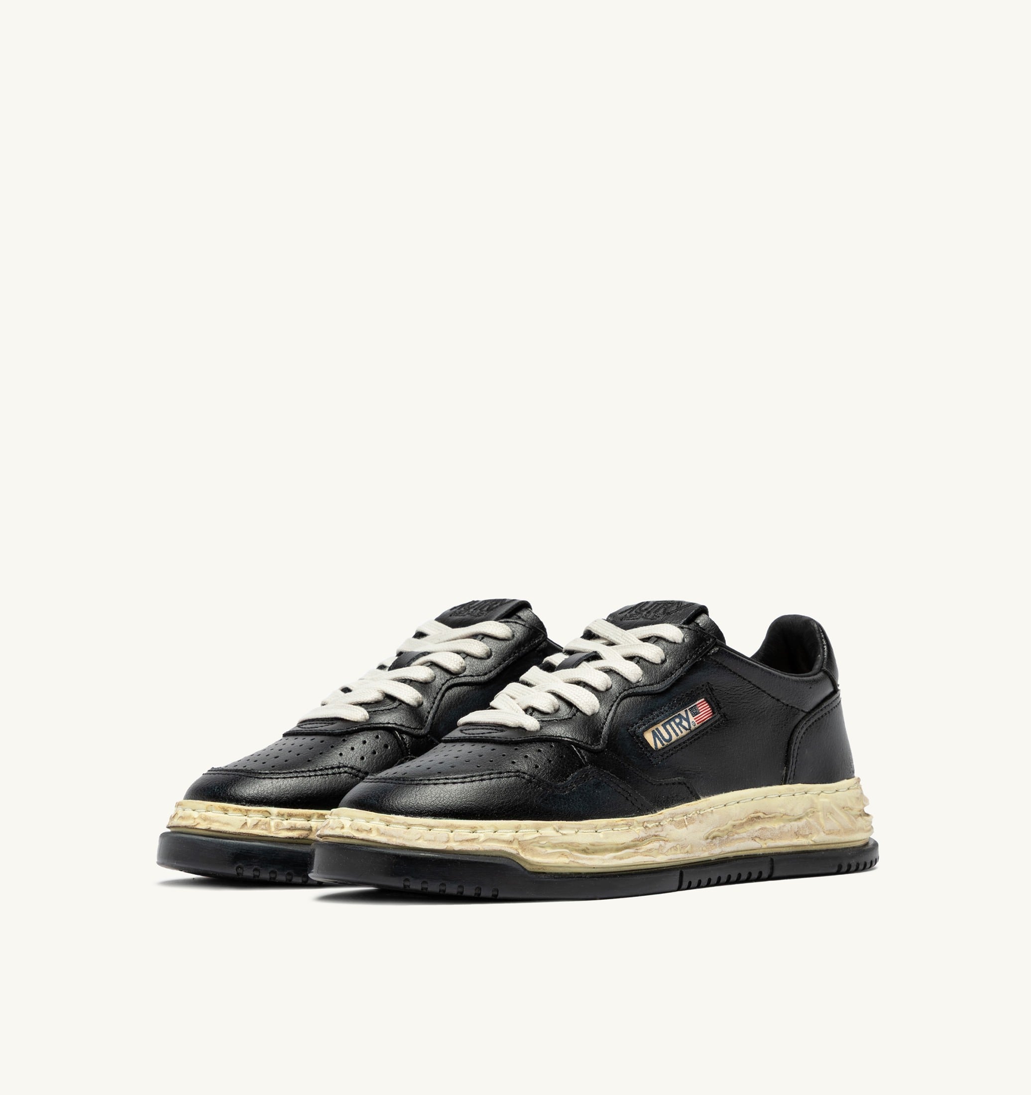 SNEAKERS MEDALIST LOW SUPER VINTAGE 'Autry x Maison MIHARA YASUHIRO General Scale.' IN PELLE NERA