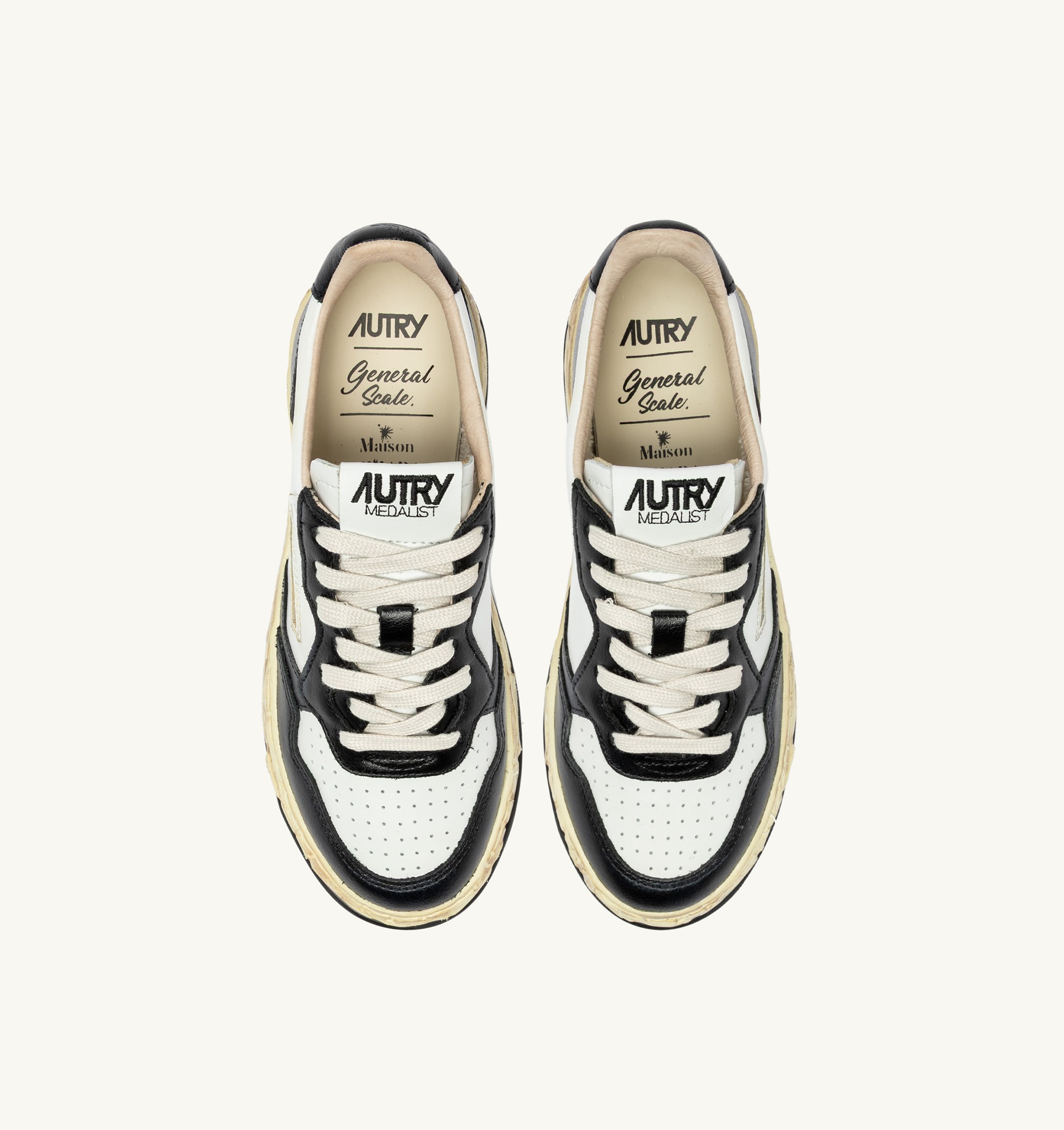 SNEAKERS MEDALIST LOW SUPER VINTAGE 'Autry x Maison MIHARA YASUHIRO General Scale.' BIANCA E NERA