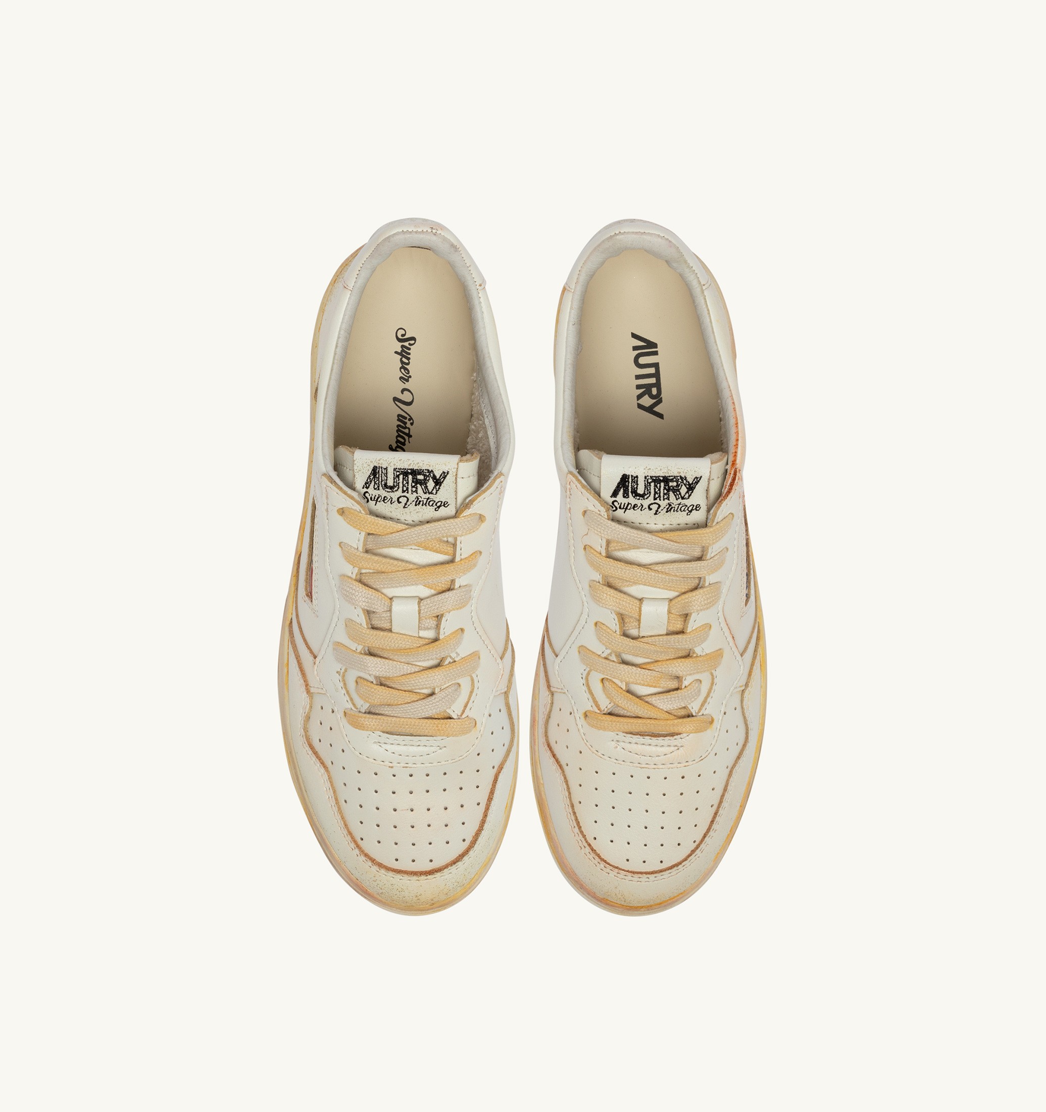 SNEAKERS MEDALIST LOW SUPER VINTAGE IN PELLE BIANCA