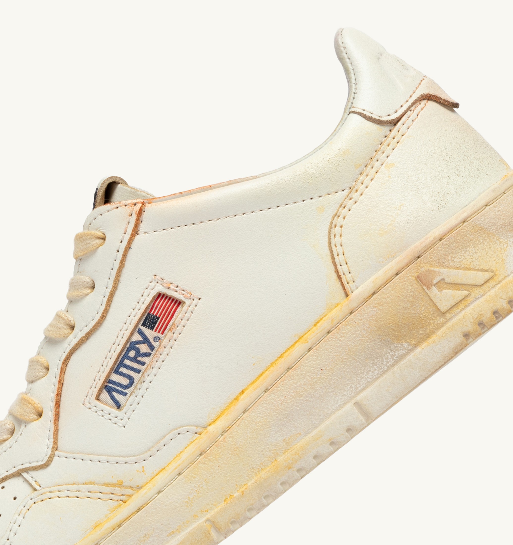 SNEAKERS MEDALIST LOW SUPER VINTAGE IN PELLE BIANCA