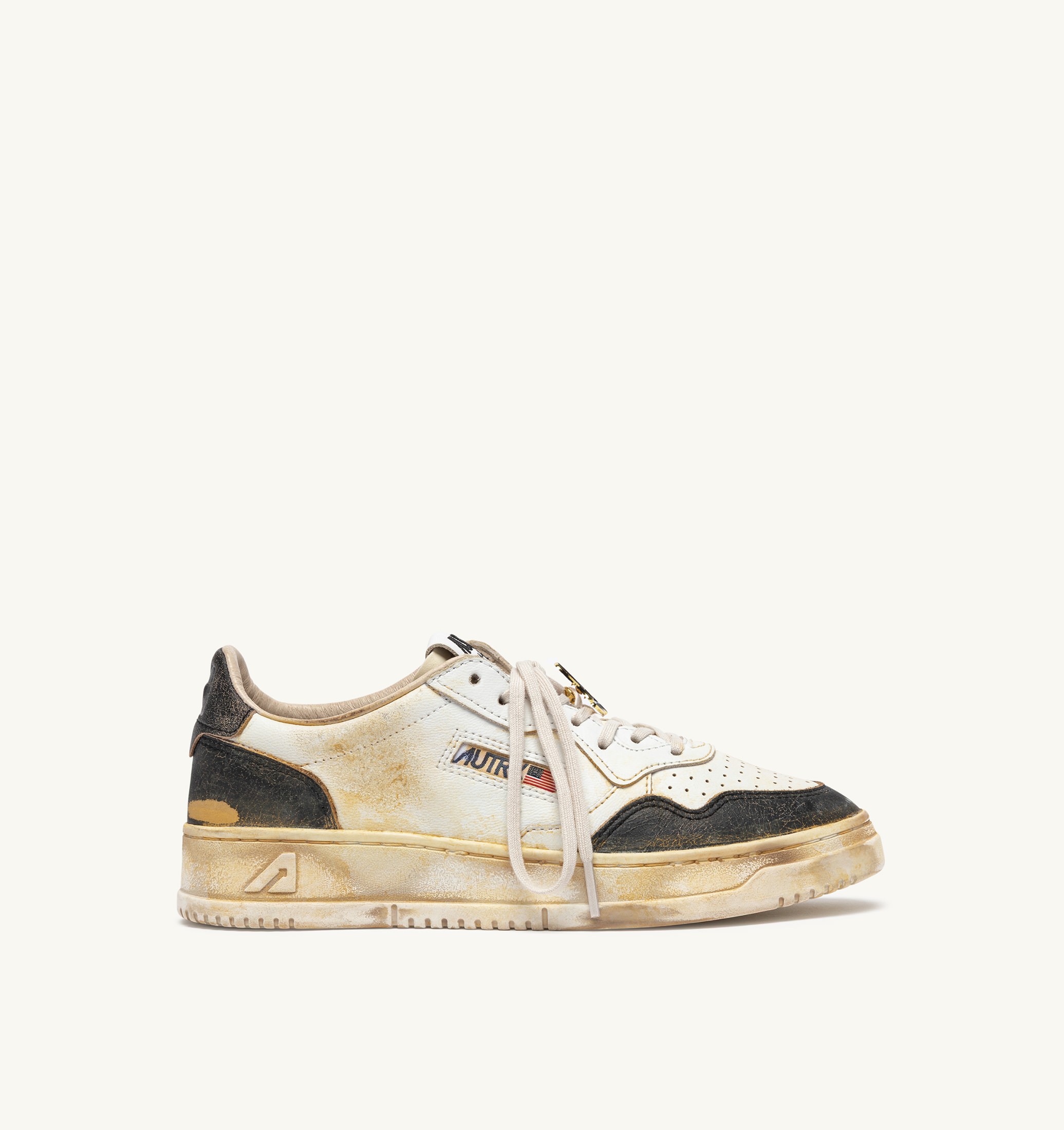 SNEAKERS MEDALIST LOW SUPER VINTAGE IN PELLE BIANCA E ANTIK BLACK