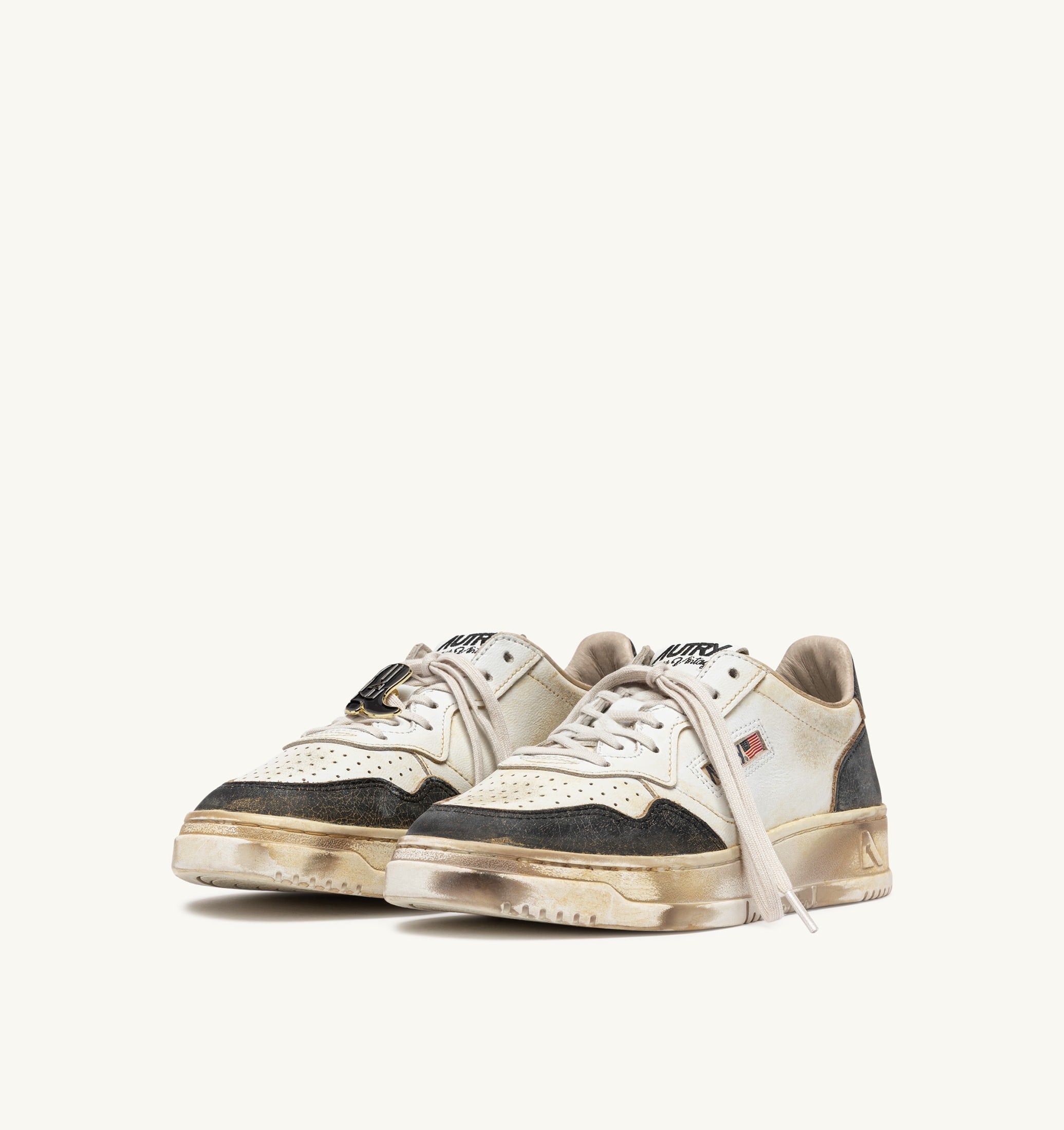 SNEAKERS MEDALIST LOW SUPER VINTAGE IN PELLE BIANCA E ANTIK BLACK