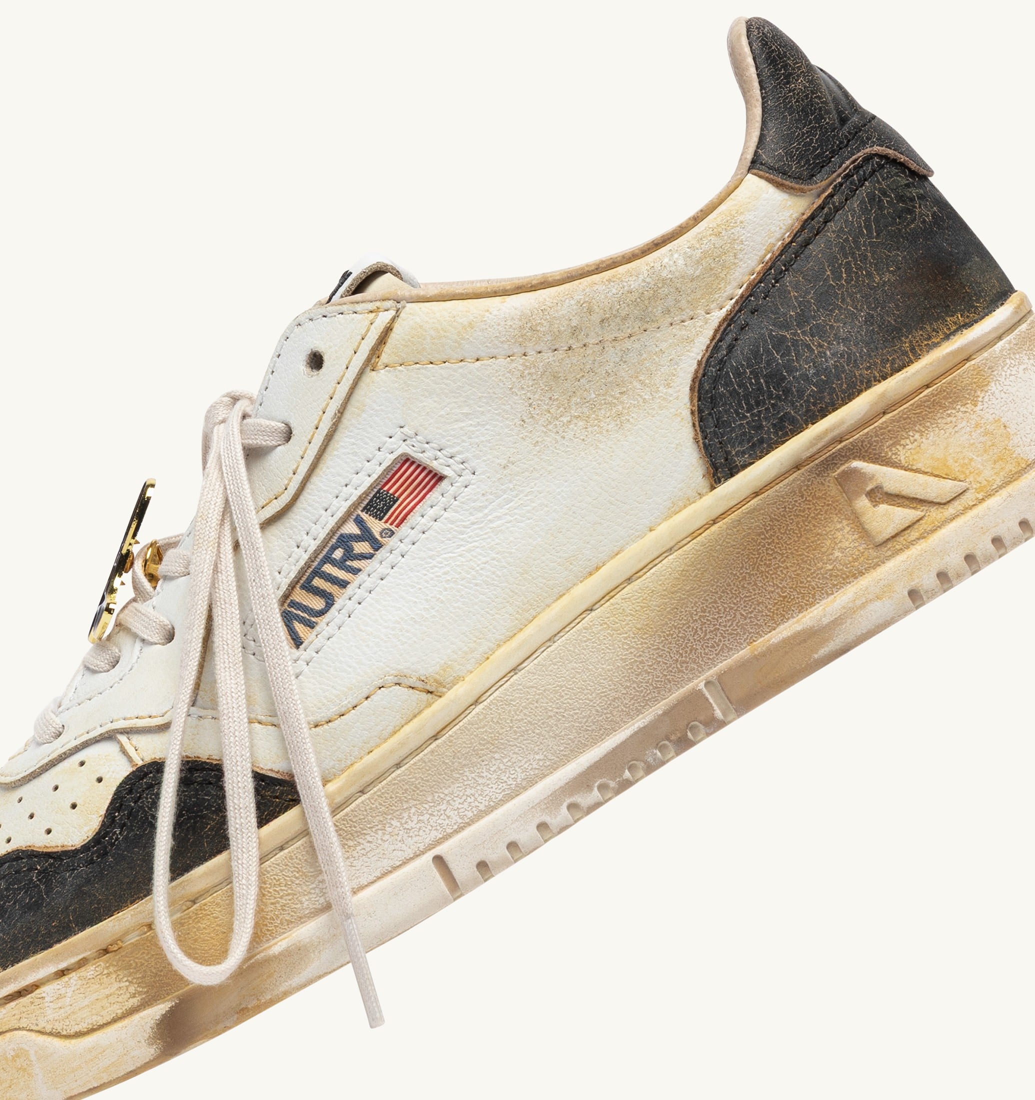 SNEAKERS MEDALIST LOW SUPER VINTAGE IN PELLE BIANCA E ANTIK BLACK