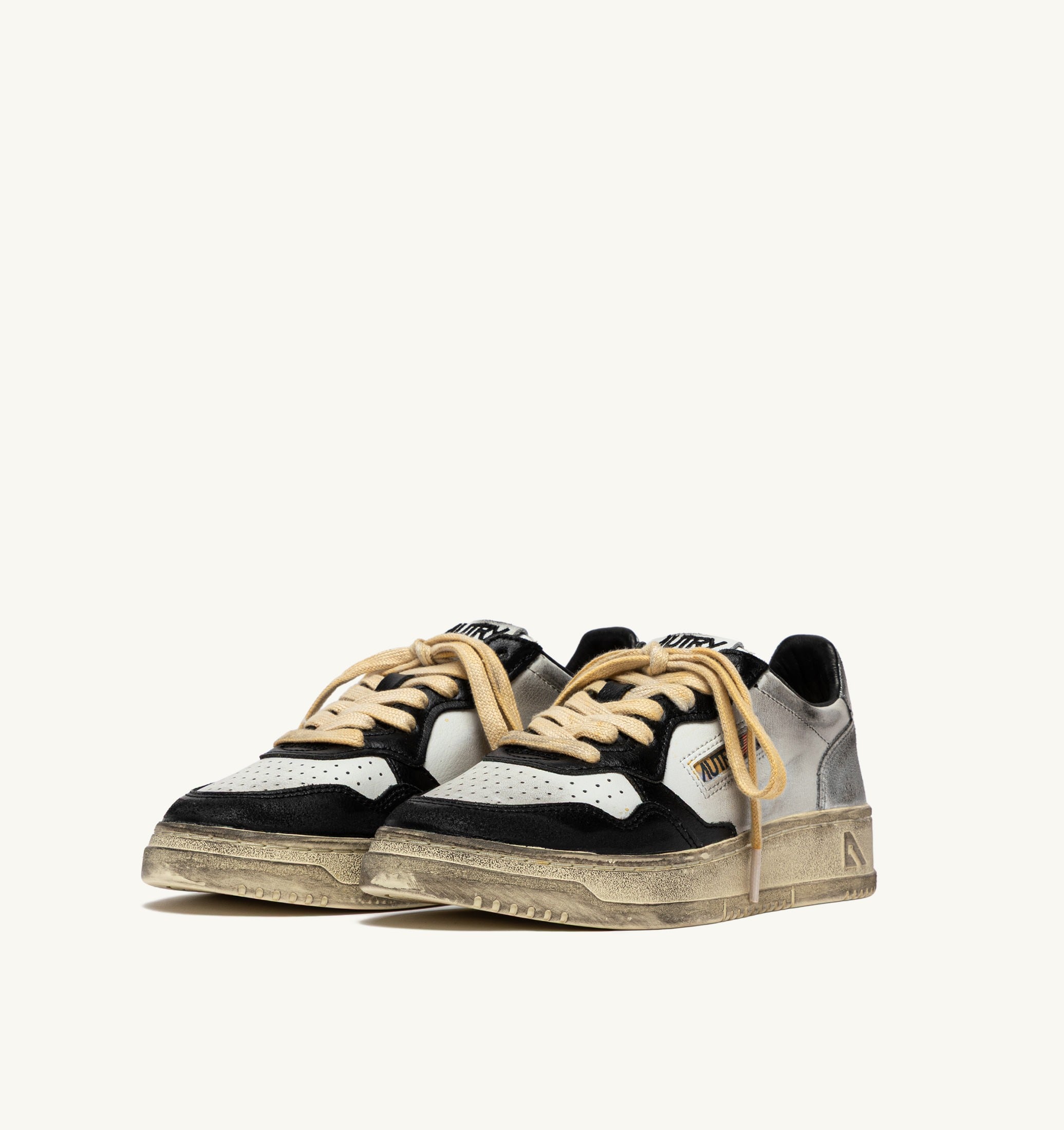 SNEAKERS MEDALIST LOW SUPER VINTAGE IN PELLE BIANCA NERA E ARGENTO