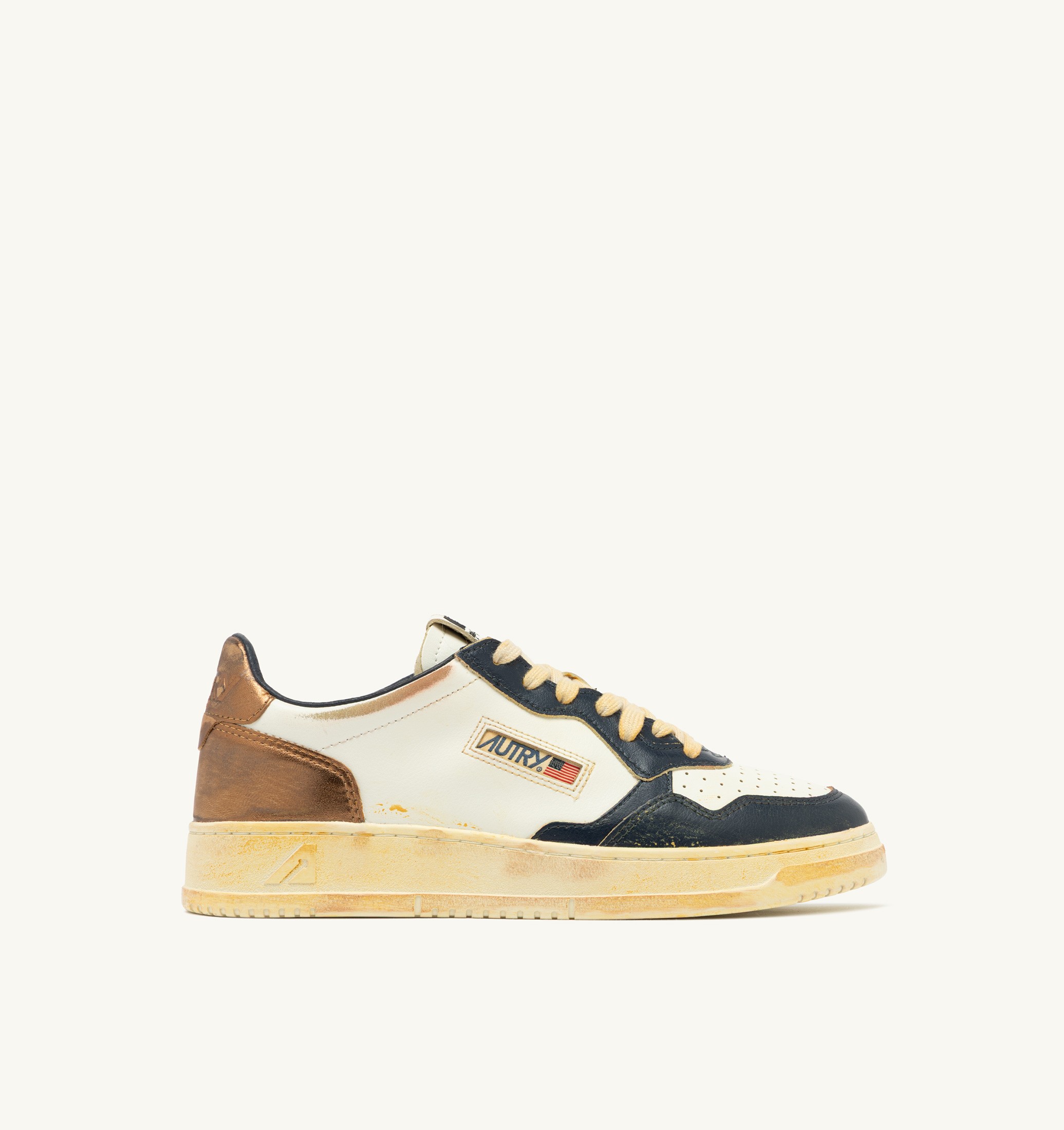 SNEAKERS MEDALIST LOW SUPER VINTAGE IN PELLE BIANCA RAME E SPACE