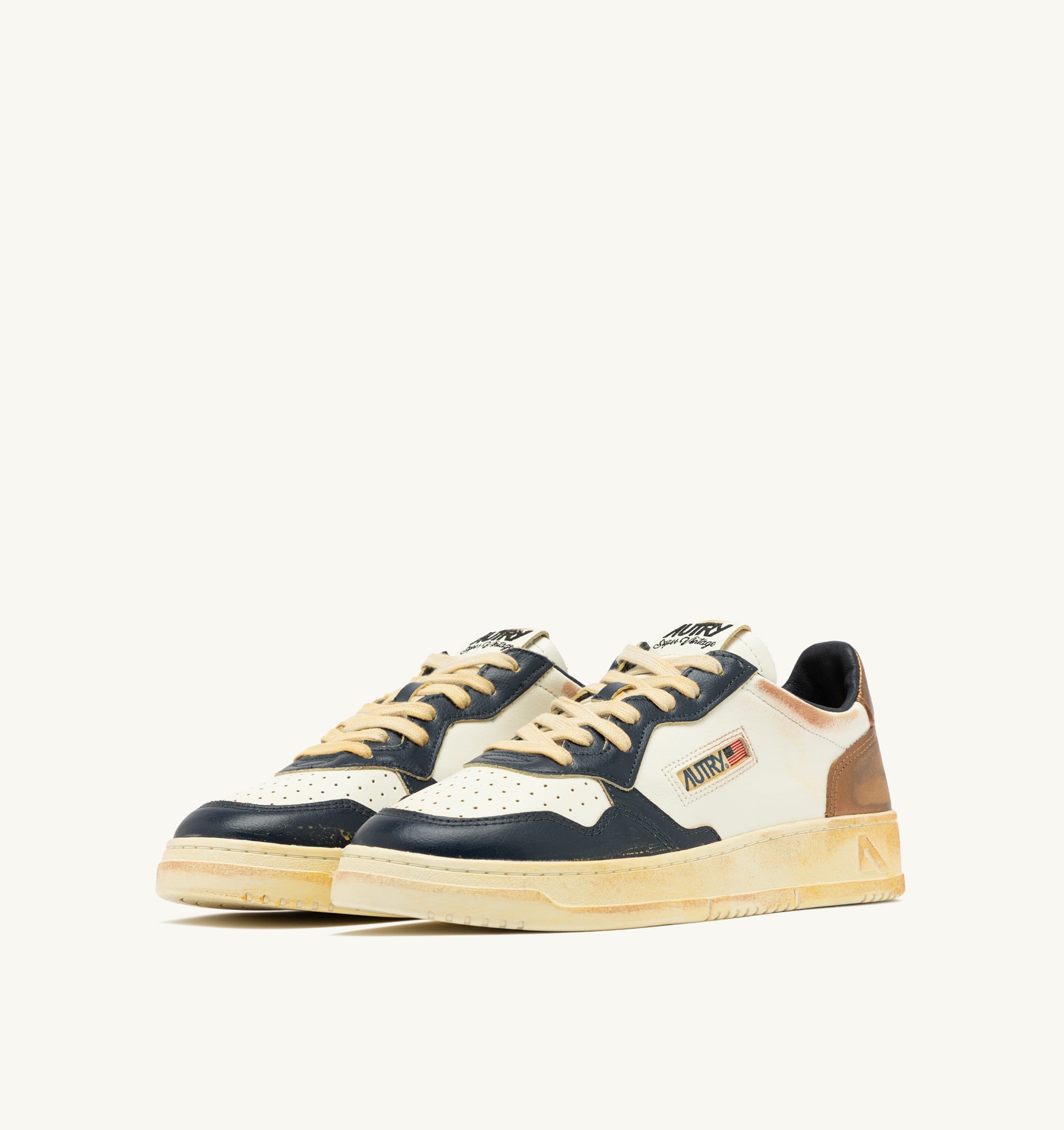 SNEAKERS MEDALIST LOW SUPER VINTAGE IN PELLE BIANCA RAME E SPACE