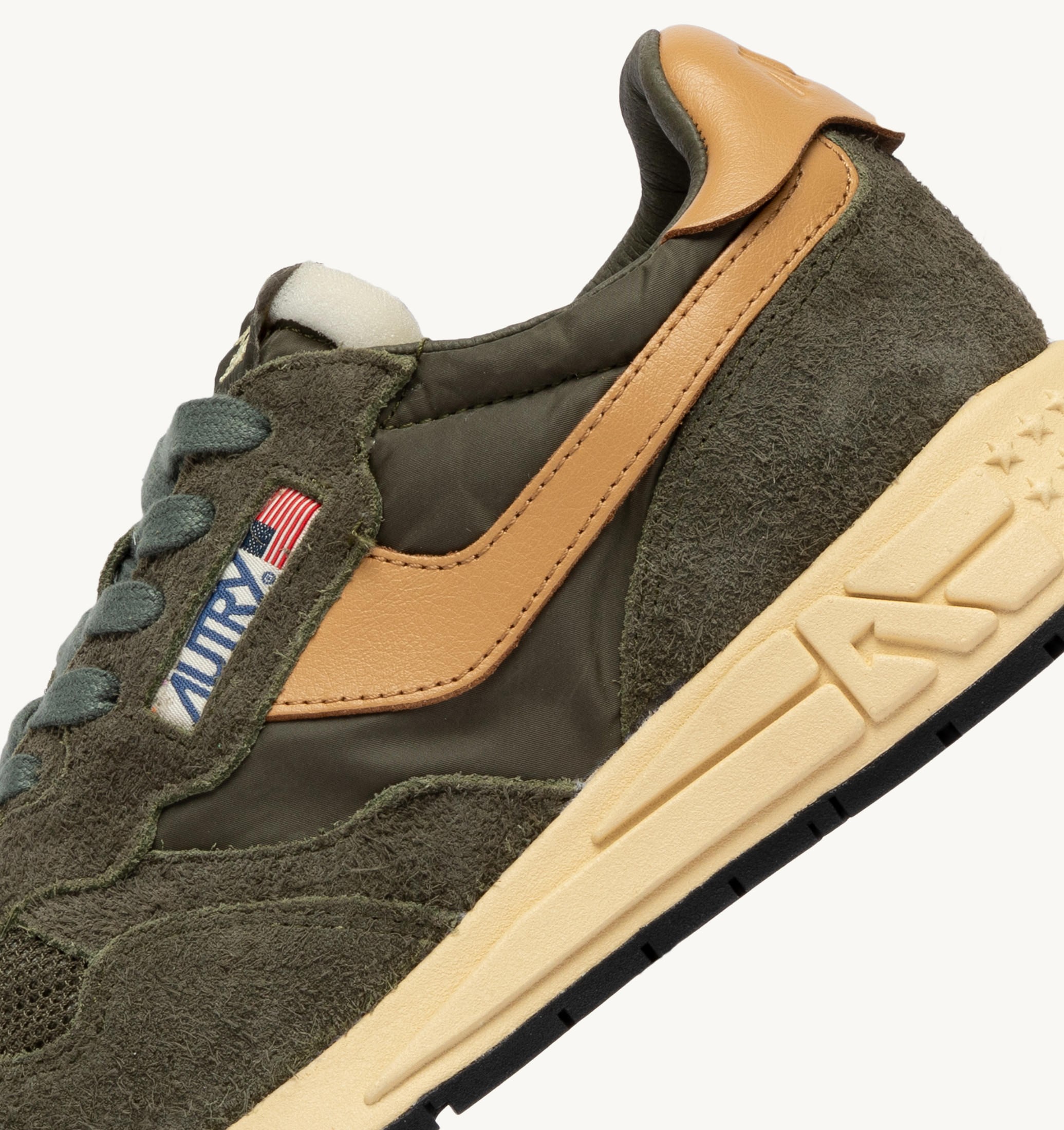 SNEAKERS REELWIND LOW IN NYLON E SUEDE KAHKI E TAFFY