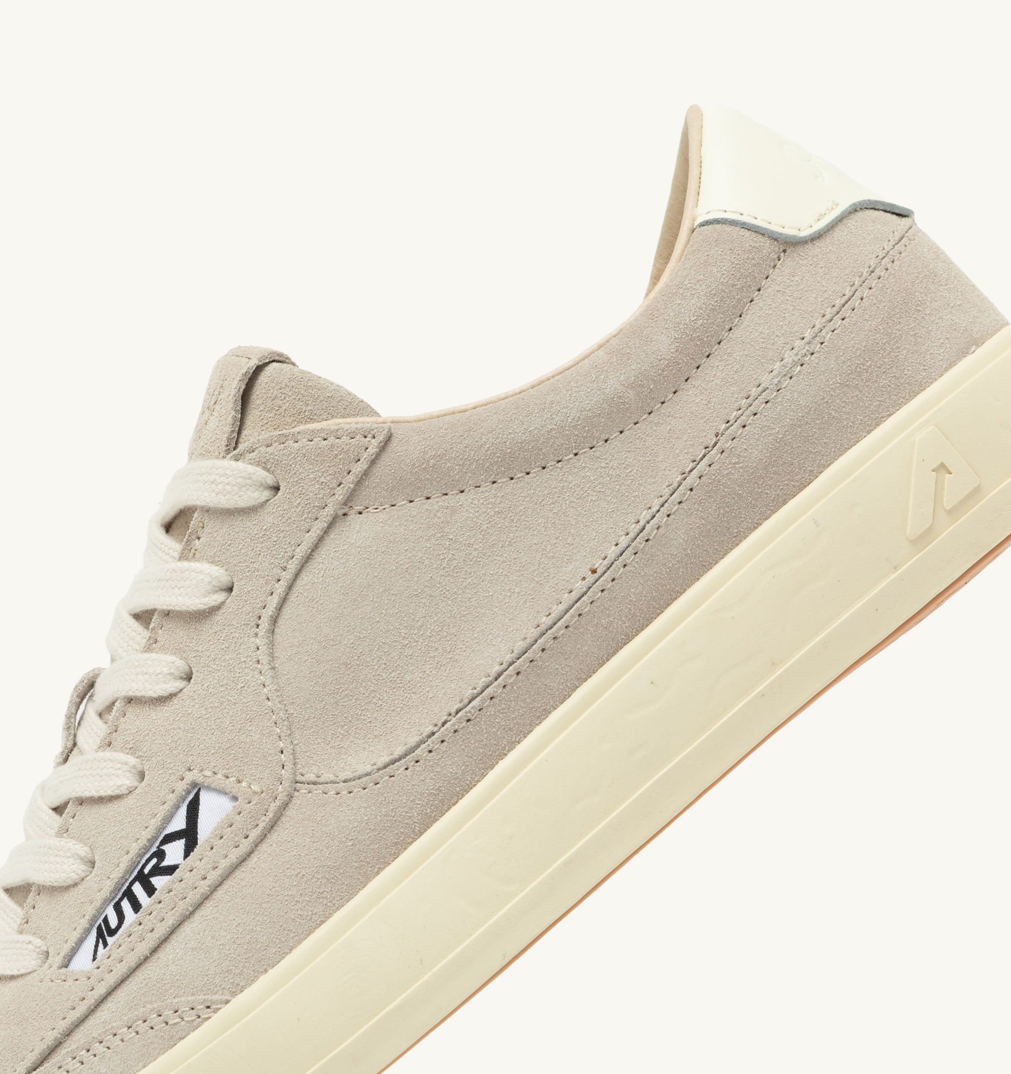SNEAKERS WINDSCAPE LOW IN SUEDE ROCK E MARSHMALLOW